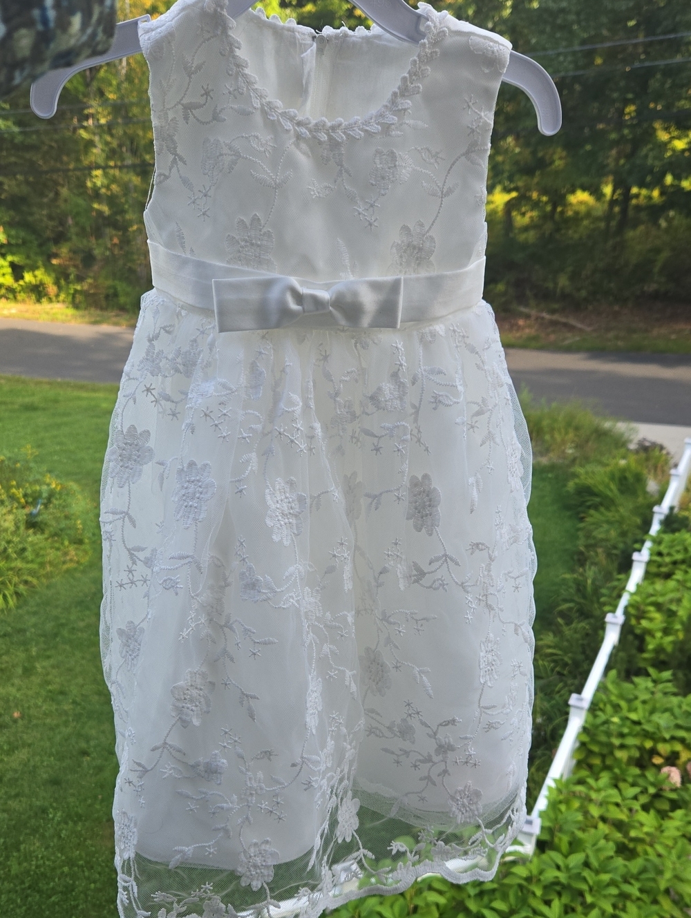 White  Girl Dress with Satin Bow, Like New, 12 Month
